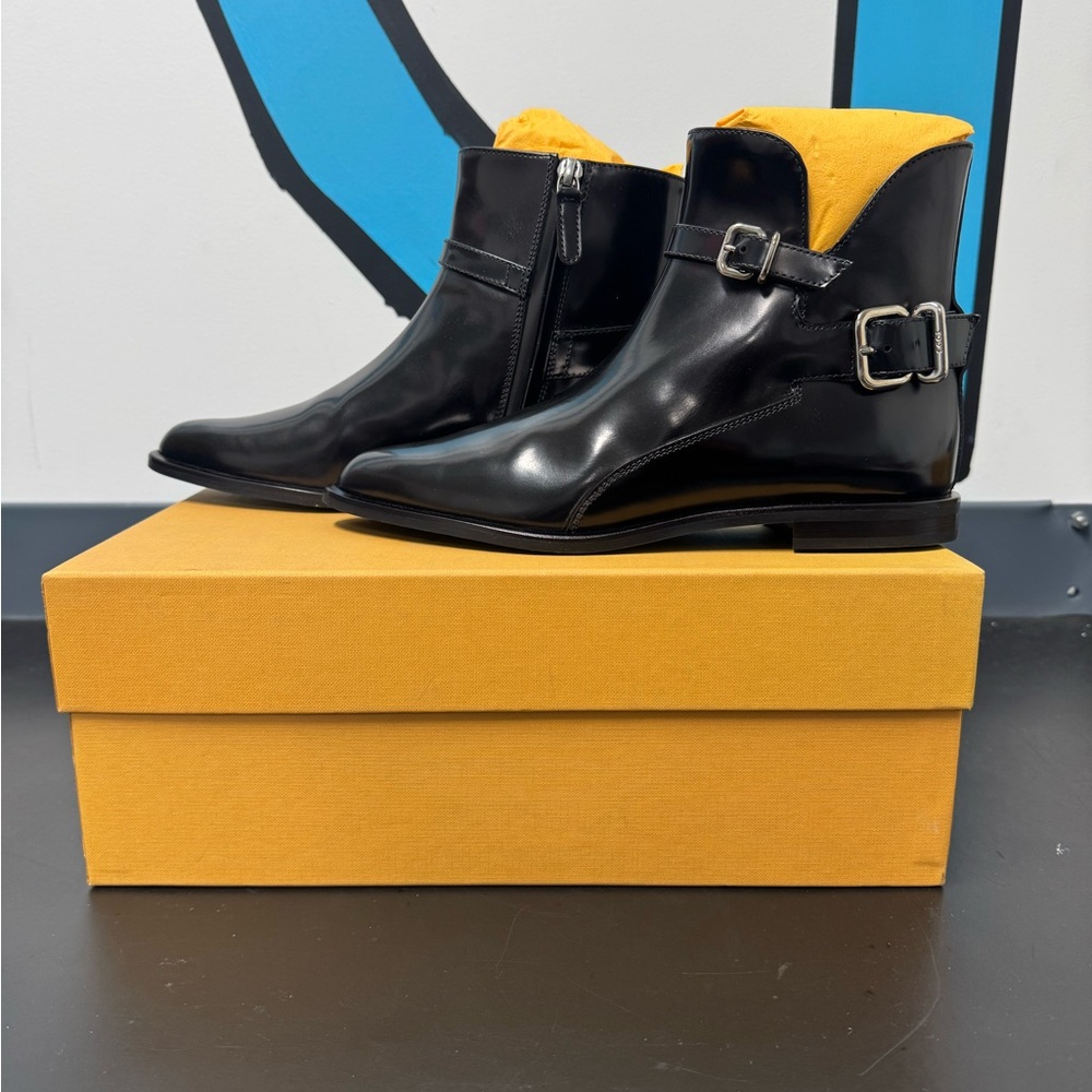 Tod's Black Leather Ankle Boots